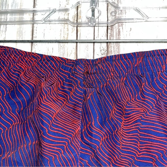 Nike Dynamic Blue and Red Running Shorts - Picture 4 of 5